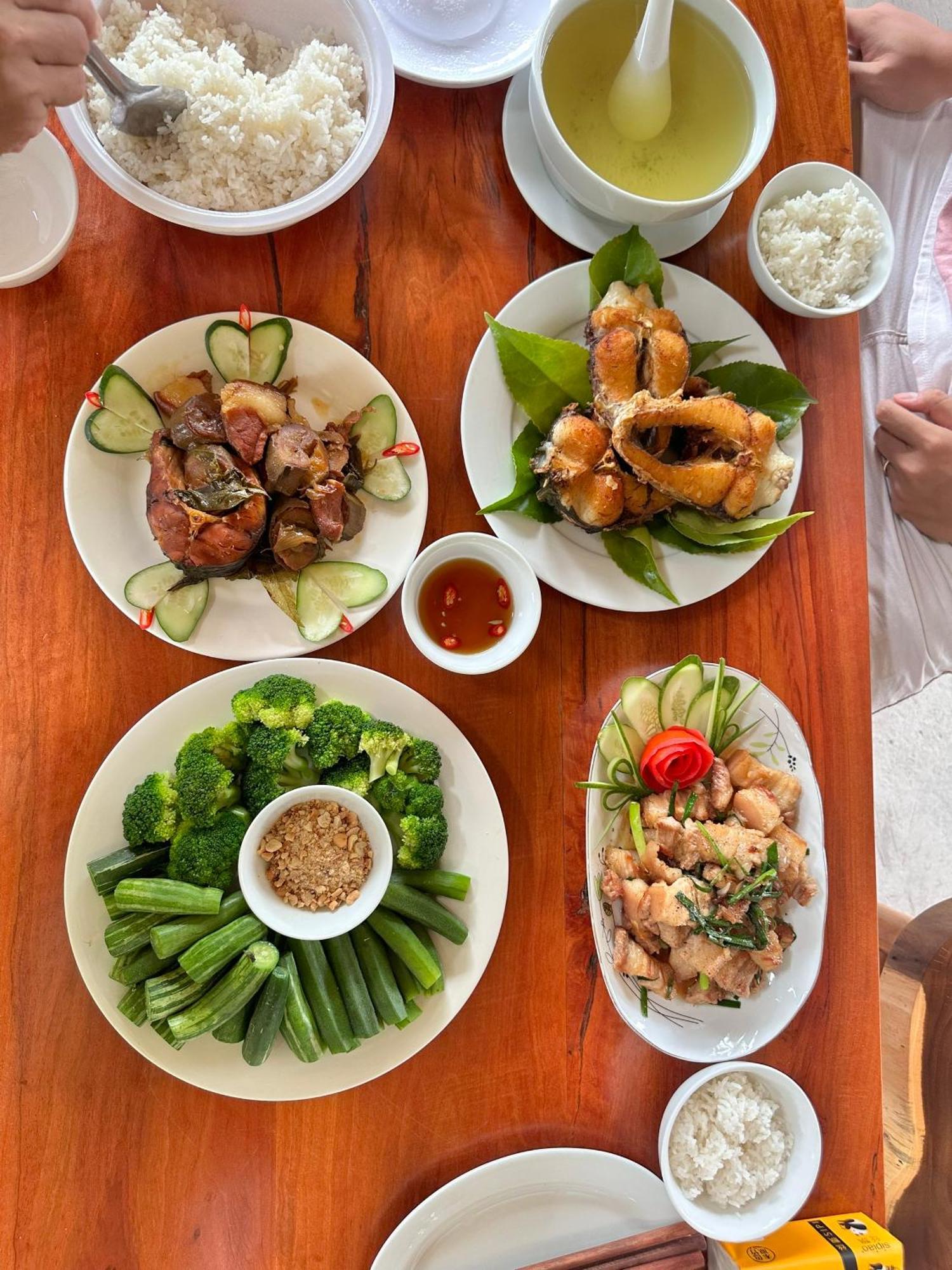 Peaceful Refuge Homestay นิญบิ่ญ ภายนอก รูปภาพ