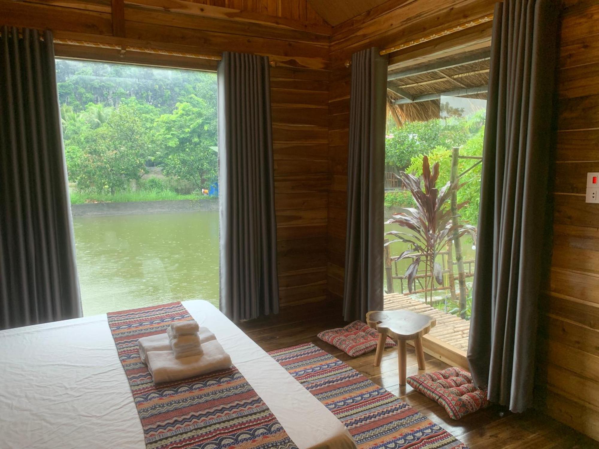 Peaceful Refuge Homestay นิญบิ่ญ ภายนอก รูปภาพ